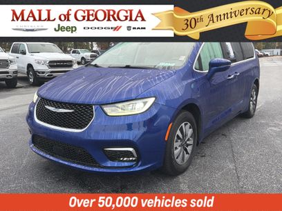 Used 2021 Chrysler Pacifica Touring-L