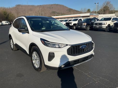 New 2026 Ford Escape Active w/ Cold Weather Package image 3