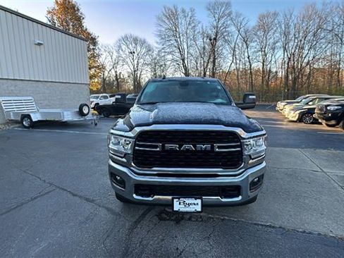 Used 2024 RAM 2500 Big Horn w/ Bed Utility Group image 10