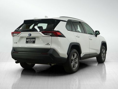 Used 2023 Toyota RAV4 LE image 5