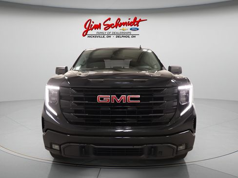 Used 2024 GMC Sierra 1500 Elevation w/ Preferred Package AWD/4WD image 3
