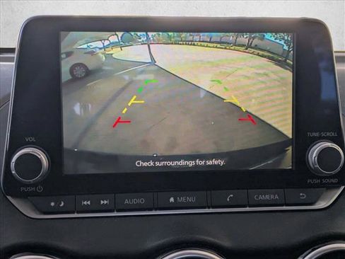 Used 2022 Nissan Sentra SV w/ Trunk Package image 13