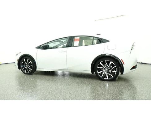 New 2026 Toyota Prius Plug-In Hybrid FWD image 20
