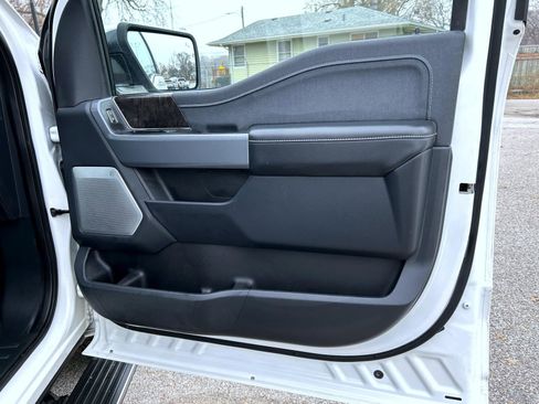 Used 2023 Ford F150 Lariat w/ Equipment Group 502A High image 16