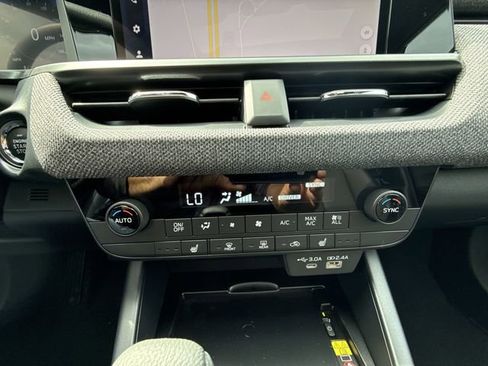 New 2026 Subaru Outback Premium AWD/4WD image 19