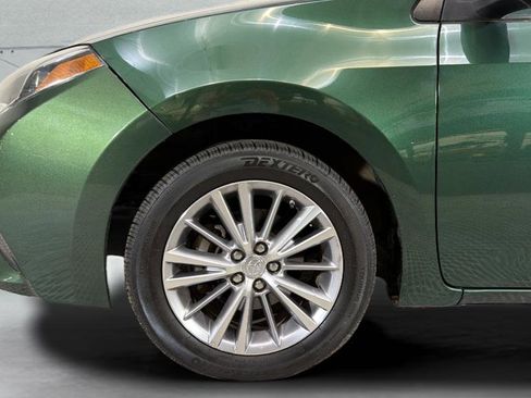 Used 2015 Toyota Corolla LE FWD image 36