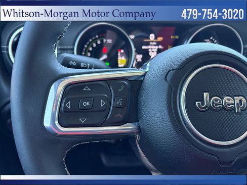 Used 2023 Jeep Wrangler Unlimited Sahara AWD/4WD image 20