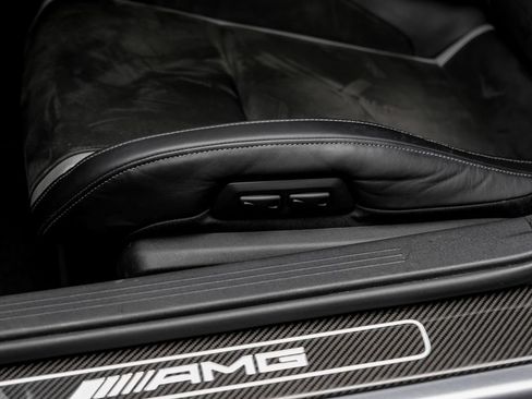 Used 2018 Mercedes-Benz AMG GT R image 39