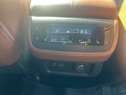 Certified 2023 Nissan Pathfinder Platinum image 15