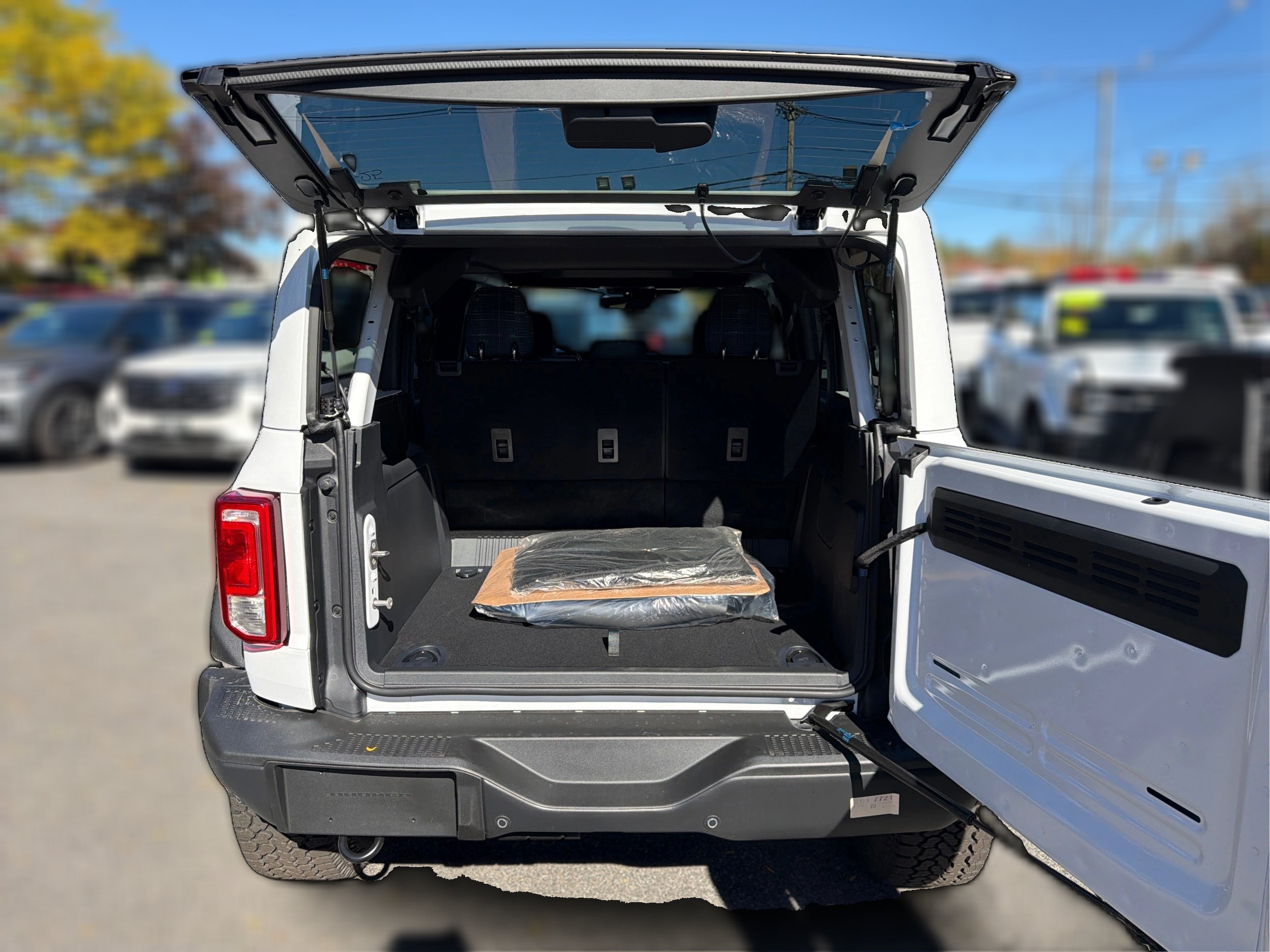 New 2026 Ford Bronco Heritage Edition AWD/4WD image 13
