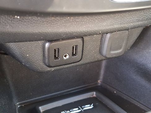 Certified 2023 Chevrolet Traverse LT w/ LPO, Floor Liner Package image 24