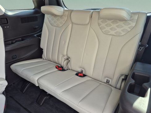 Used 2020 Hyundai Palisade Limited FWD image 19