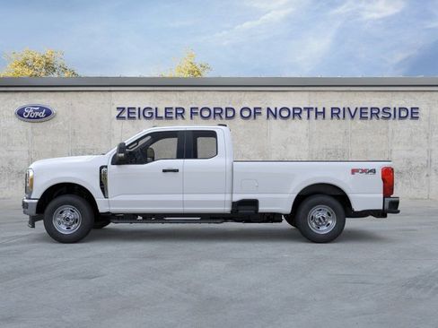 New 2026 Ford F250 XL w/ FX4 Off-Road Package AWD/4WD image 3