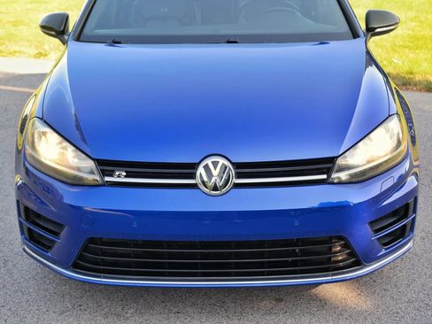 Used 2015 Volkswagen Golf R 4-Door AWD/4WD image 9