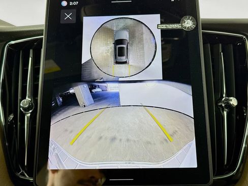 New 2026 Volvo XC60 T8 Plus w/ Protection Package Premier image 14