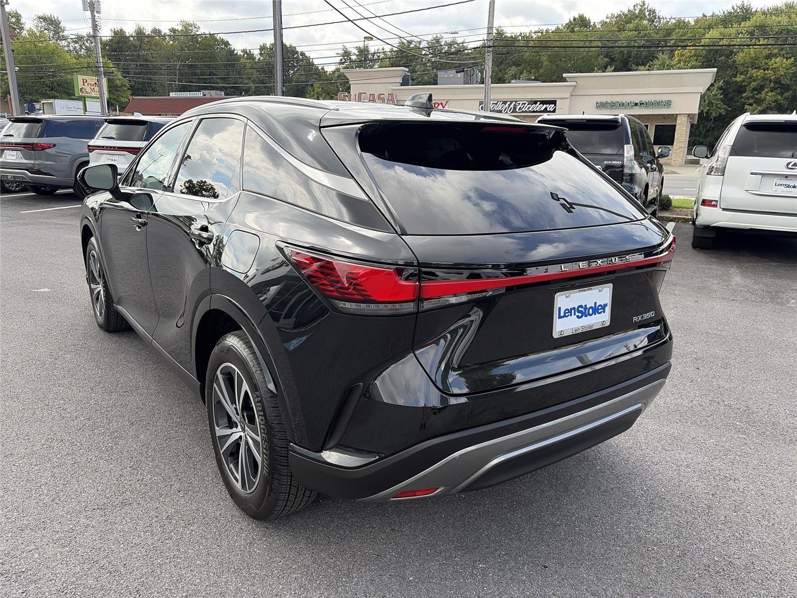 Used 2026 Lexus RX 350 Premium w/ Accessory Package (K3) FWD image 3