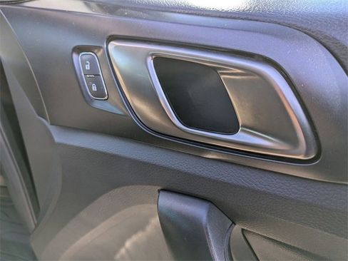 Used 2022 Ford Ranger Lariat w/ Tremor Off-Road Package image 29