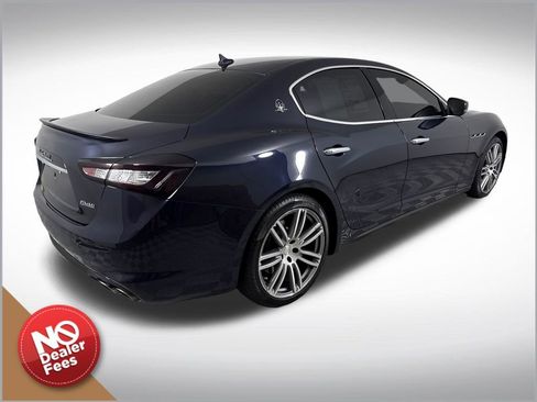 Used 2019 Maserati Ghibli S Q4 AWD/4WD image 3
