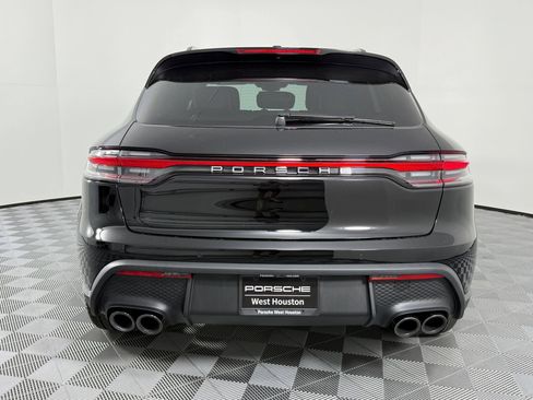 Certified 2026 Porsche Macan AWD/4WD image 10