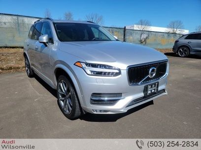 Used 2016 Volvo XC90 T6 Momentum w/ Momentum Plus Package