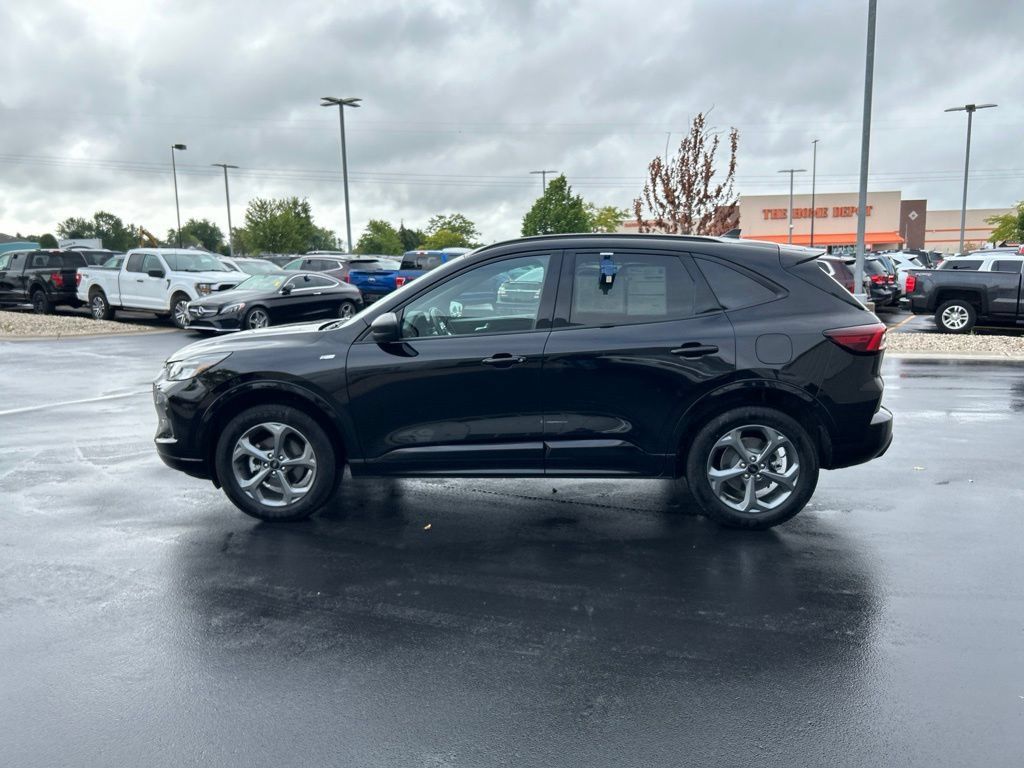 Used 2024 Ford Escape ST-Line AWD/4WD image 31