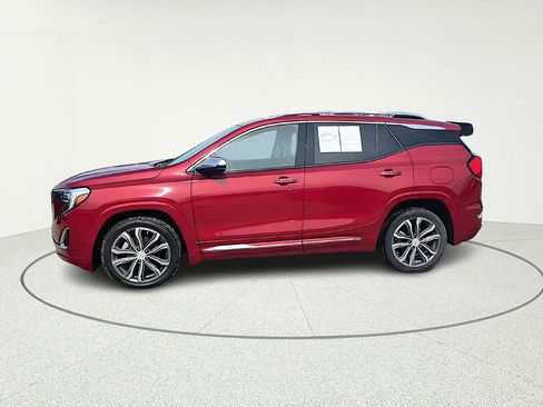 Used 2018 GMC Terrain Denali w/ Advanced Safety Package image 3