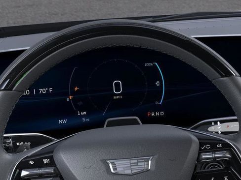 New 2026 Cadillac Lyriq Luxury image 18