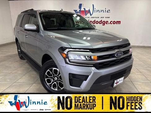 Used 2024 Ford Expedition XLT RWD image 1