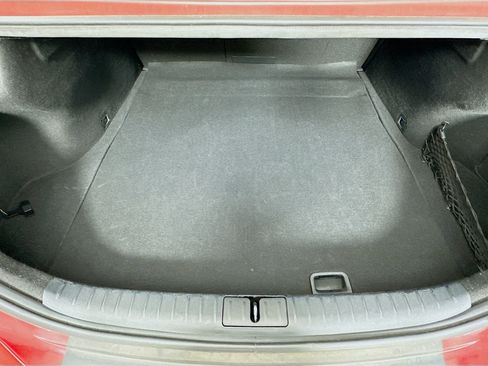 Used 2022 Genesis G70 2.0T image 28