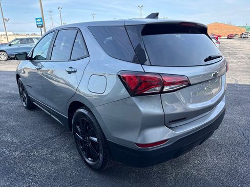 Used 2024 Chevrolet Equinox LS w/ LS Convenience Package image 5