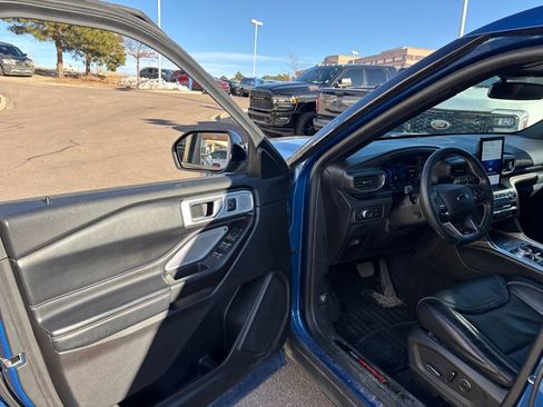 Used 2020 Ford Explorer ST w/ Premium Technology Package image 13