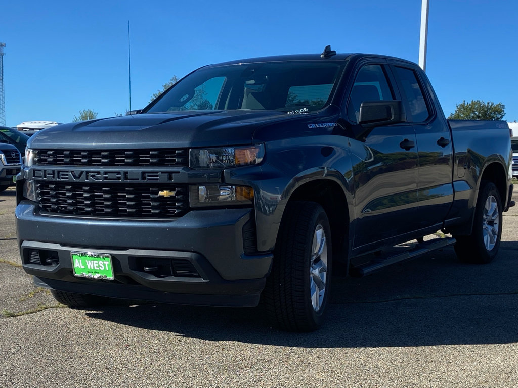 Used 2021 Chevrolet Silverado 1500 Custom w/ Safety Confidence Package AWD/4WD image 7