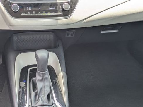 Used 2024 Toyota Corolla LE FWD image 19