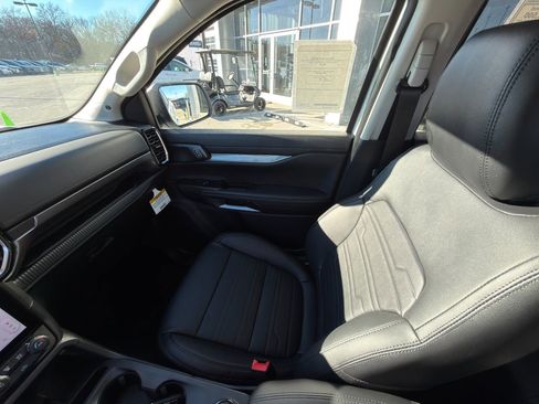 New 2025 Ford Ranger Lariat w/ Black Appearance Package AWD/4WD image 24