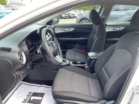 Used 2024 Kia Forte LXS FWD image 20