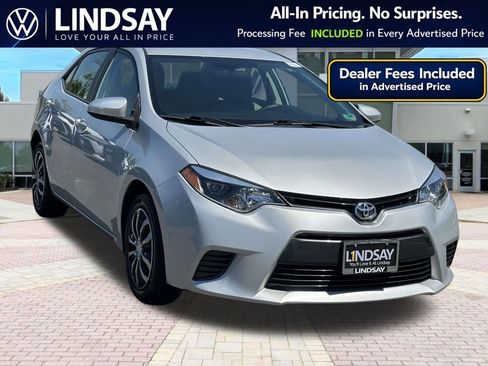 Used 2015 Toyota Corolla LE FWD image 1