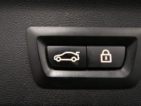 Used 2021 BMW X3 xDrive30i w/ Convenience Package (ZC2) image 26