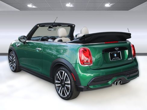 Used 2023 MINI Cooper S w/ Signature Upholstery Package image 19
