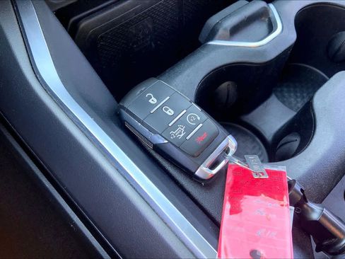 Used 2025 RAM 1500 Big Horn image 14