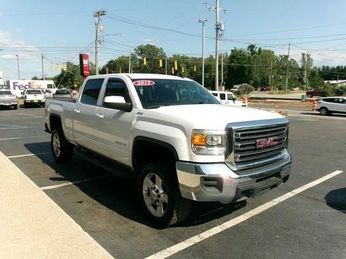 Used 2015 GMC Sierra 2500 SLE AWD/4WD image 4