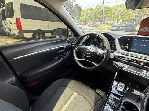 Used 2021 Hyundai Sonata SEL FWD image 12