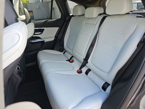 New 2026 Mercedes-Benz GLC 300 image 15