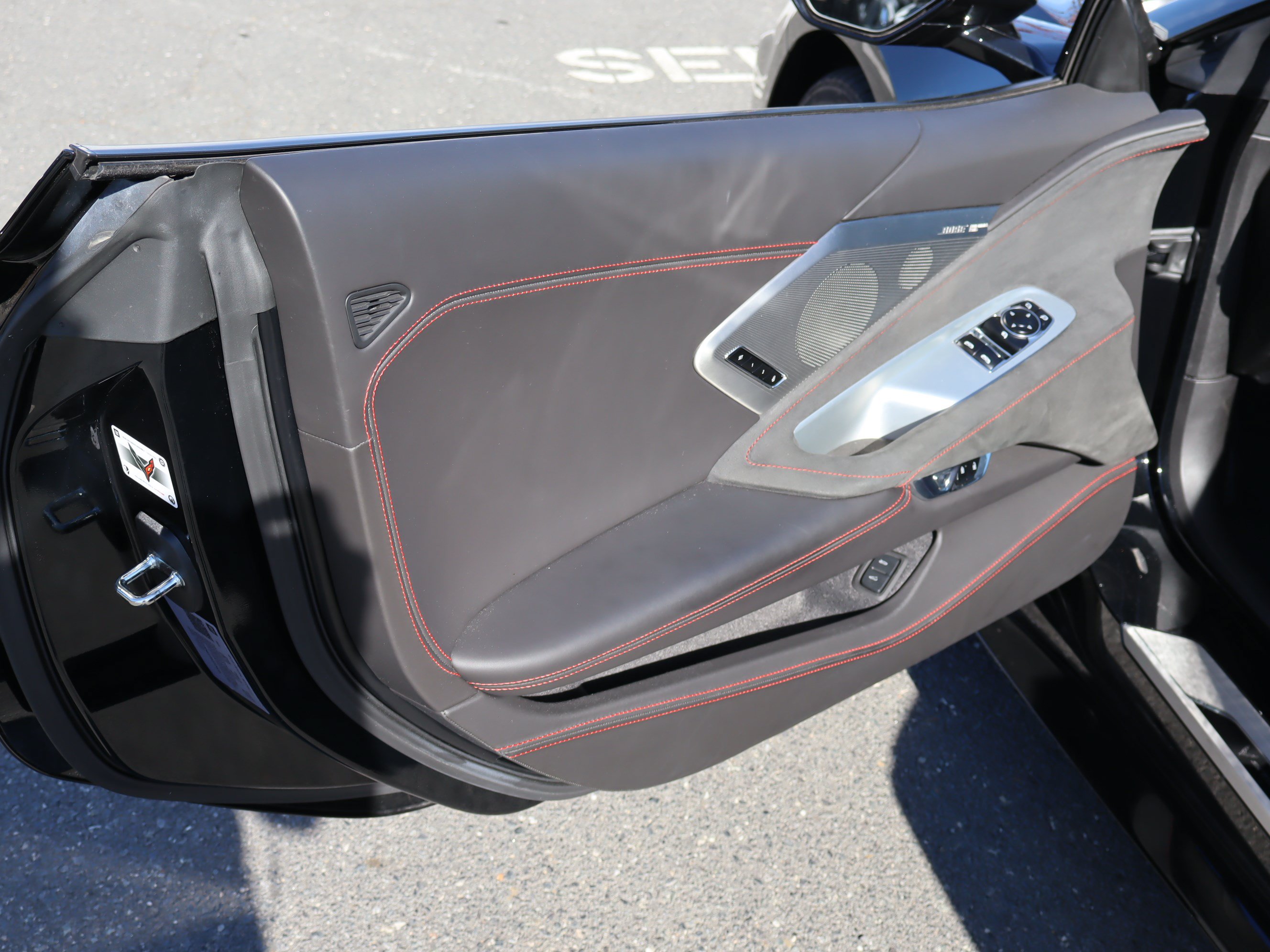 Used 2023 Chevrolet Corvette Stingray Premium Cpe w/ Z51 Performance Package RWD image 14