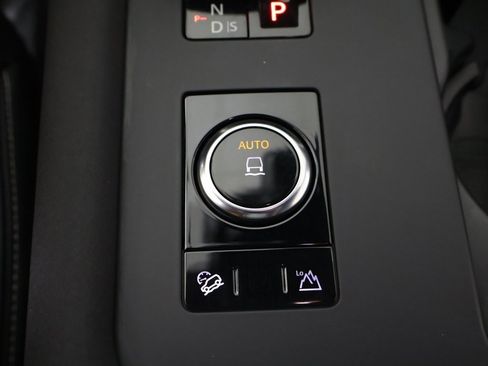 Used 2023 Land Rover Discovery S R-Dynamic image 65