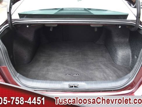 Used 2024 Nissan Altima 2.5 SV image 8