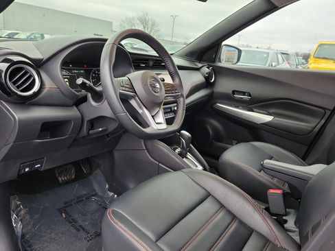 Certified 2020 Nissan Kicks SR w/ SR Premium Package image 19