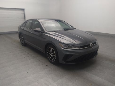 Used 2025 Volkswagen Jetta Sport FWD image 13