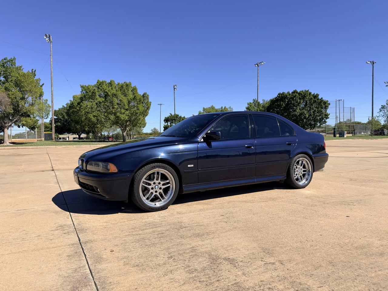 Used 2001 BMW 540i Sedan RWD image 3
