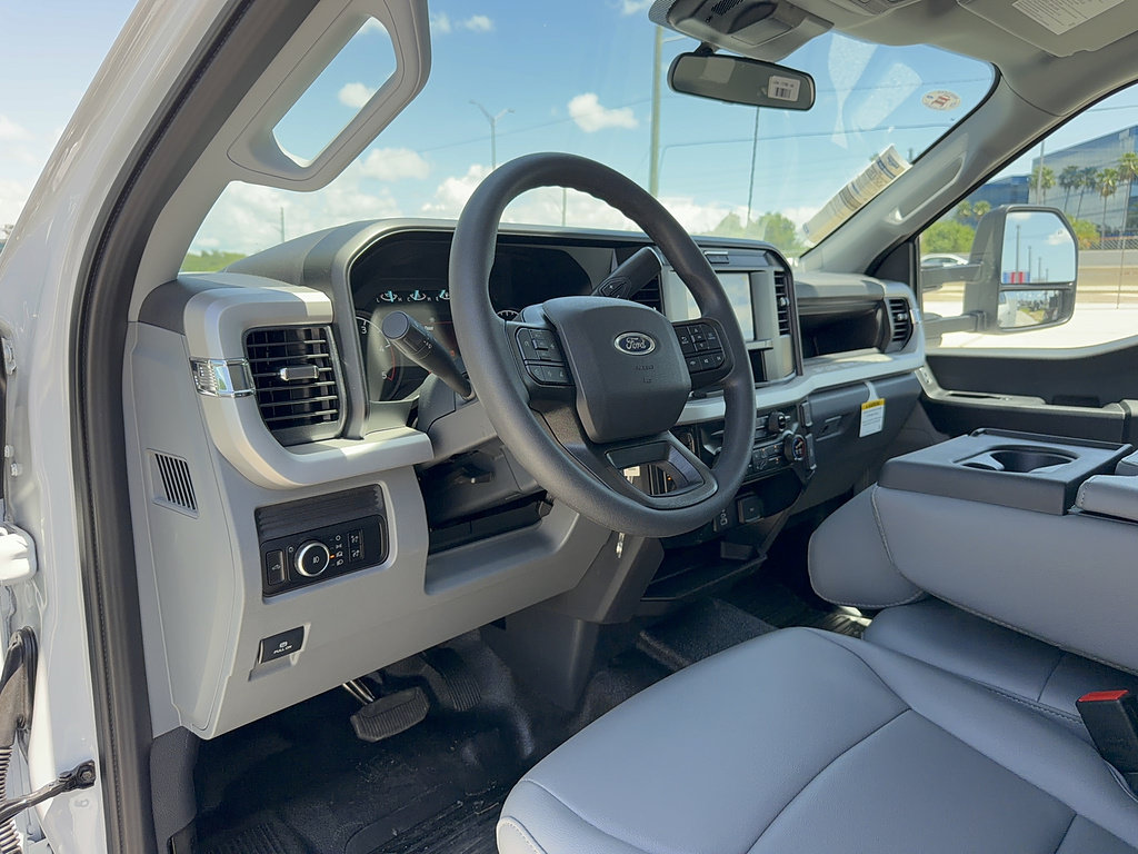 New 2026 Ford F350 XL w/ XL Chrome Package AWD/4WD image 15