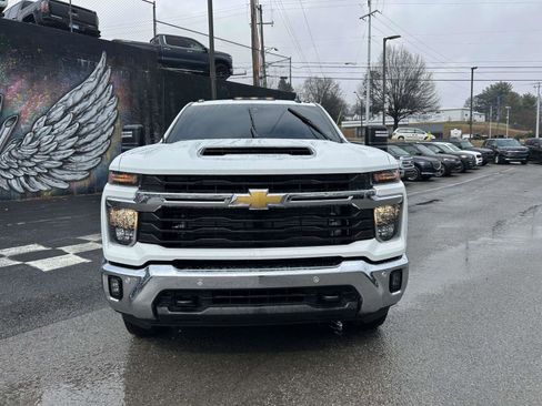 Used 2026 Chevrolet Silverado 3500 LT w/ All Star Edition image 8
